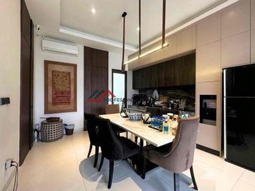 Town House Siap Huni Akses Strategis Di Bangka Kemang