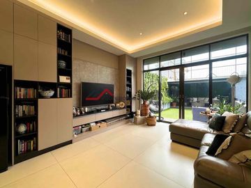Town House Siap Huni Akses Strategis Di Bangka Kemang