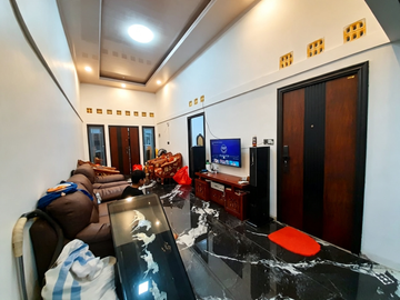 RUMAH MEWAH & LUAS SIAP HUNI 2 MOBIL DI PONDOK CIPTA BINTARA