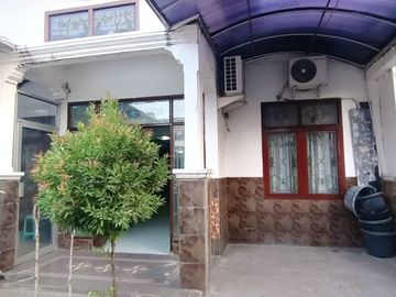 Rumah Luas dan Strategis di Taman Tridaya Indah Bekasi