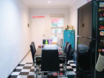 HARGA ANJLOK! Rumah Premium Jakarta Timur! Lingkungan Elite, Akses Tol Dekat