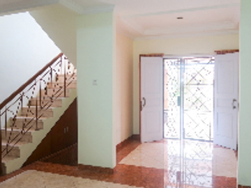 Dijual atau Disewakan Rumah Siap Huni di dalam Cluster Perumahan Raffles Hills Cibubur