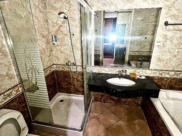 Dijual atau Disewakan Rumah Siap Huni di dalam Cluster Perumahan Raffles Hills Cibubur