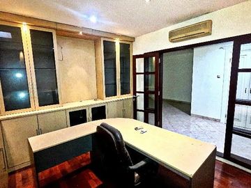 Dijual atau Disewakan Rumah Siap Huni di dalam Cluster Perumahan Raffles Hills Cibubur