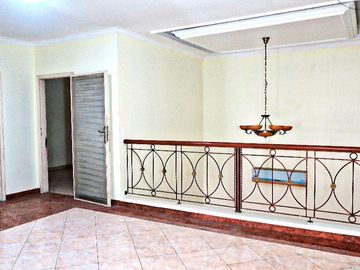 Dijual atau Disewakan Rumah Siap Huni di dalam Cluster Perumahan Raffles Hills Cibubur