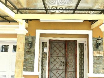 Dijual atau Disewakan Rumah Siap Huni di dalam Cluster Perumahan Raffles Hills Cibubur