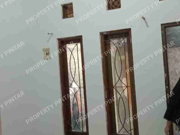 DI JUAL RUMAH MURAH MUNGIL MINIMALIS UNYU UNYU AKSES MOTOR DI KAMPUNG GEDONG PASAR REBO JAKTIM