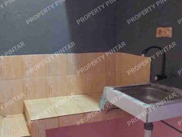 DI JUAL RUMAH MURAH MUNGIL MINIMALIS UNYU UNYU AKSES MOTOR DI KAMPUNG GEDONG PASAR REBO JAKTIM