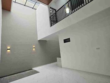 DIJUAL RUMAH BRENDA NEW DI TAMAN MODERN CAKUNG JAKARTA TIMUR