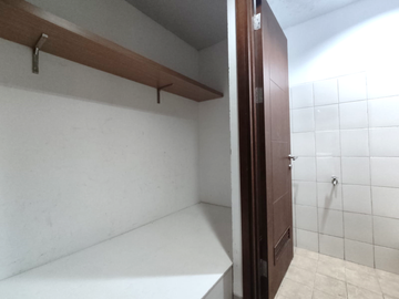 Disewakan Apartemen Springhill Terrace Type 3+1 Kamar Furnish Selantai Sky Lounge
