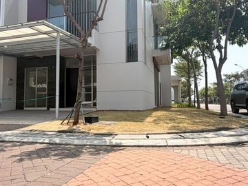 DIJUAL Brand New House di PIK2 – Posisi HOEK! 📍💎