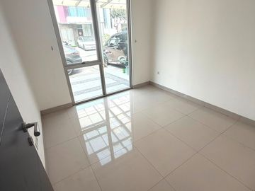 DIJUAL Brand New House di PIK2 – Posisi HOEK! 📍💎