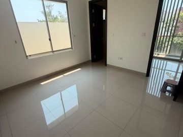 DIJUAL Brand New House di PIK2 – Posisi HOEK! 📍💎