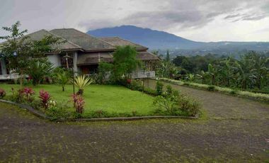DIJUAL VILLA DI MEGAMENDUNG
Cisarua Bogor