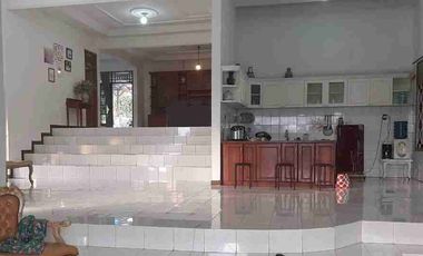 DIJUAL VILLA DI MEGAMENDUNG
Cisarua Bogor