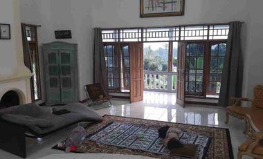 DIJUAL VILLA DI MEGAMENDUNG
Cisarua Bogor