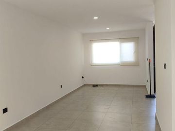 Casa en Renta en Villas del Refugio Sur, El Marqués, Querétaro