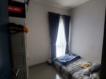 DIJUAL RUMAH CANTIK 2 LANTAI SIAP HUNI LINGKUNGAN NYAMAN DI SERPONG LAGOON (EN677)