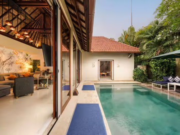 Luxury Fully Renovated Villa with Private Pool, Sauna & Spa – Prime Seminyak
