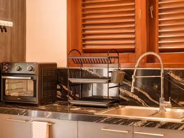 Luxury Fully Renovated Villa with Private Pool, Sauna & Spa – Prime Seminyak