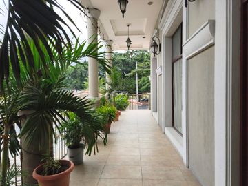 Edificio de venta en el km 11 Vía a la Costa, Norte de Guayaquil, 1832 m2.