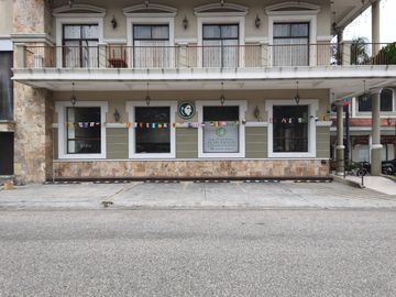 Edificio de venta en el km 11 Vía a la Costa, Norte de Guayaquil, 1832 m2.