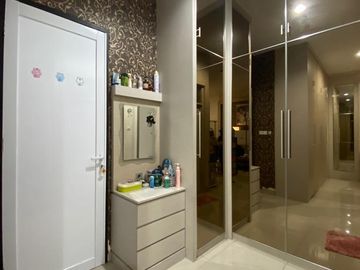 Jual Cepat Rumah Siap Huni, Interior Bagus di Citra 2 Jakarta Barat