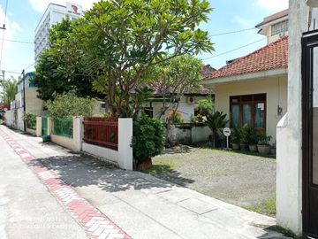 Rumah 4Kamar Luas 250meter dekat paragon mall Timuran Banjarsari Solo
