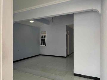 Dijual dan Disewakan rumah rapih siap huni di Jakasampurna Bekasi Barat