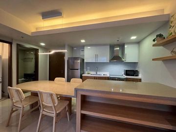 For Rent: Beautifully Fully Furnished 1 Bedroom at The Alcoves, Cebu Business Park - 62sqm.