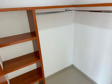 SE RENTA CASA LOS ALMENDROS RESIDENCIAL $21,500.00 ZONA RIO BLANCO VALDEPEÑAS