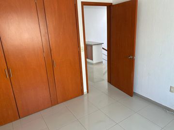 SE RENTA CASA LOS ALMENDROS RESIDENCIAL $21,500.00 ZONA RIO BLANCO VALDEPEÑAS