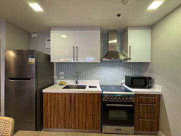 For Rent: Beautifully Furnished 1 Bedroom at The Alcoves, Cebu Business Park - 62sqm.