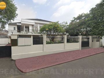 Disewakan Rumah Luas 6Kt di Area Kuningan Jakarta Selatan | Stdn0123