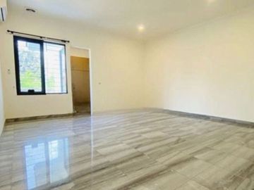 Disewakan Rumah Luas 6Kt di Area Kuningan Jakarta Selatan | Stdn0123