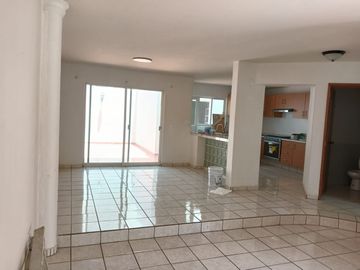 SE RENTA CASA MIRADOR DE SAN ISIDRO $16,000.00 ZONA SAN ISIDRO PREPA 10