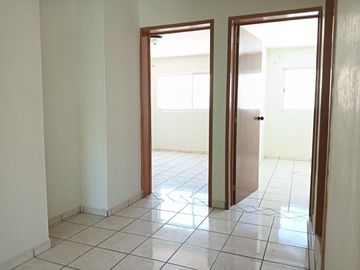 SE RENTA CASA MIRADOR DE SAN ISIDRO $16,000.00 ZONA SAN ISIDRO PREPA 10