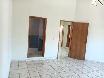 SE RENTA CASA MIRADOR DE SAN ISIDRO $16,000.00 ZONA SAN ISIDRO PREPA 10