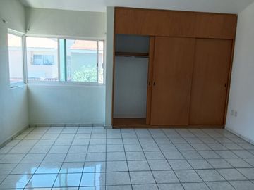 SE RENTA CASA MIRADOR DE SAN ISIDRO $16,000.00 ZONA SAN ISIDRO PREPA 10