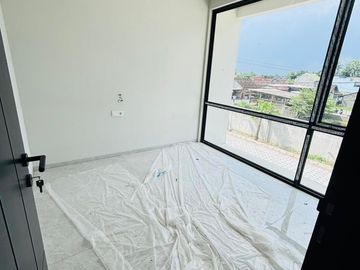 Rumah Premium Dekat Al Azhar, Cocok untuk Keluarga