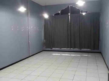 ruko siap pakai lokasi ramai duren sait jakarta timur