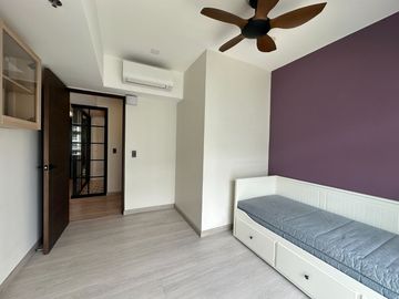 Beautifully Renovated & Furnished 2BR for Rent at The Veranda, Arca South – 86 sqm
