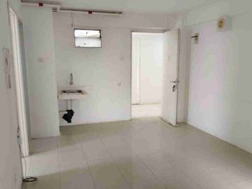 Langka 3 Kamar Di atas MALL BASURA