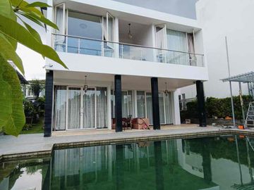 Jual Mansion Eksklusif Southlink Country Club | Private Gym, Joglo Mini Bar, & Golf Frontage Batam