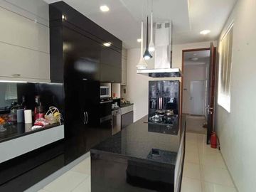 Jual Mansion Eksklusif Southlink Country Club | Private Gym, Joglo Mini Bar, & Golf Frontage Batam