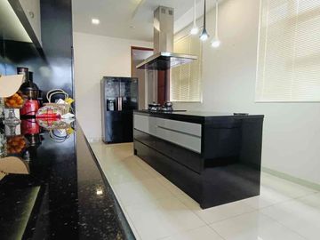 Jual Mansion Eksklusif Southlink Country Club | Private Gym, Joglo Mini Bar, & Golf Frontage Batam