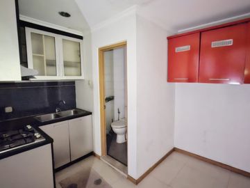 Rumah 3 Lantai + Rooftop di Pasar Rebo - Hunian & Investasi dalam 1 Property