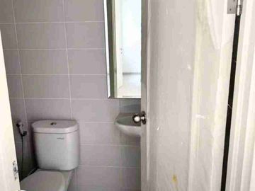Disewakan Rumah Baru 2 Lantai Suvarna Sutera