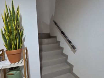 Di sewakan murah rumah pik 2