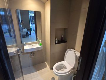 Di sewakan murah rumah pik 2